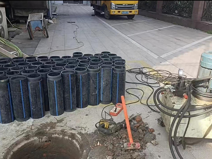 九真镇PE置换管厂家 DN315置换管 非开挖管短管置换